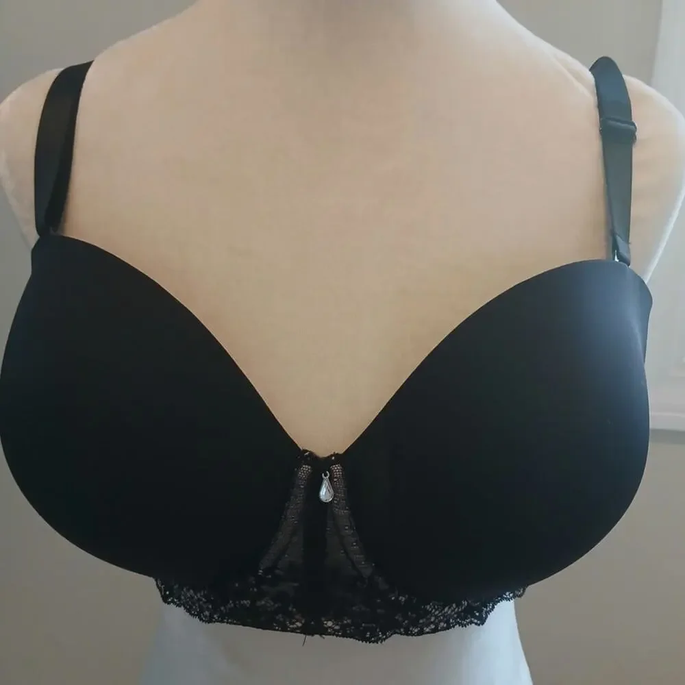 NWOT‎ Torrid Lacey 40DDD black bra padded
